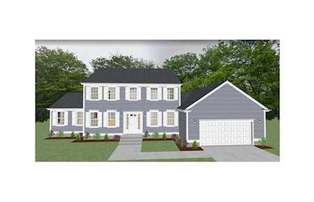 23 Algonquin Way Freetown, MA 02717