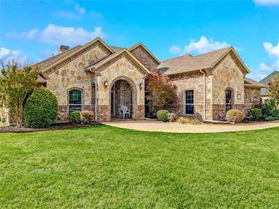 19253 Bailey Lane Talty, TX 75126