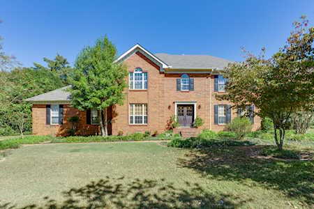 117 Arrowhead Dr Hendersonville, TN 37075