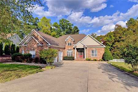 4043 Dunbarton Circle Williamsburg, VA 23188