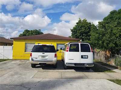 435 Roseland Dr West Palm Beach, FL 33405