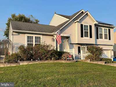 83 Glasgow Rd Williamstown, NJ 08094