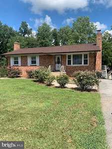 7010 Evergreen Dr Waldorf, MD 20601