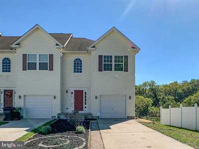 30 Treaty Ln Clayton, DE 19938
