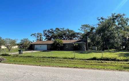10802 Monica Dr Gibsonton, FL 33534
