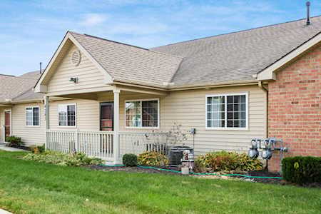 4343 Cobbleton Grove Circle Canal Winchester, OH 43110