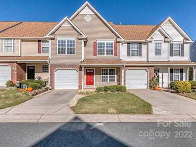 11830 Shoemaker Ct Charlotte, NC 28270