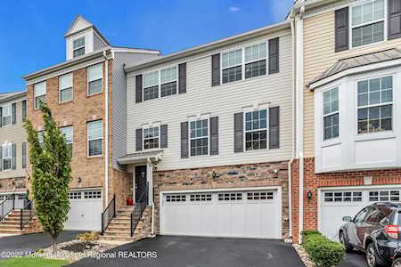 316 Princeton Ct Shrewsbury Boro, NJ 07702