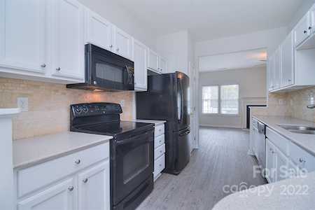 17610 Delmas Dr Cornelius, NC 28031