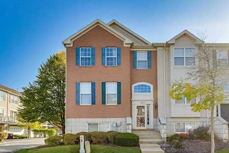 817 Brodhead Dr Aurora, IL 60504