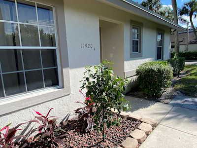 11920 Sturbridge Lane Wellington, FL 33414