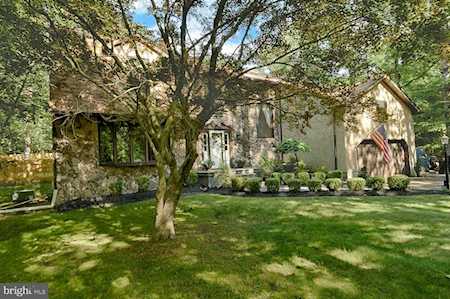 2 Centennial Dr E Medford, NJ 08055