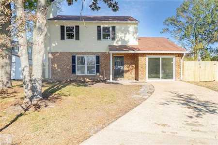 808 Angela Ct Virginia Beach, VA 23455