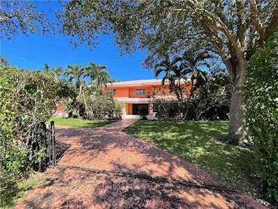 12111 NW 5 Court Plantation, FL 33325