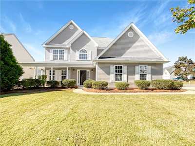 102 Karlstad Ln Mooresville, NC 28115