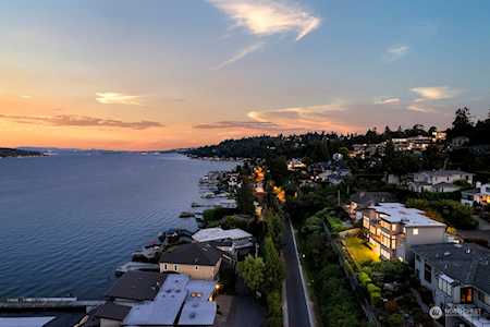 15930 41st Ave NE Lake Forest Park, WA 98155