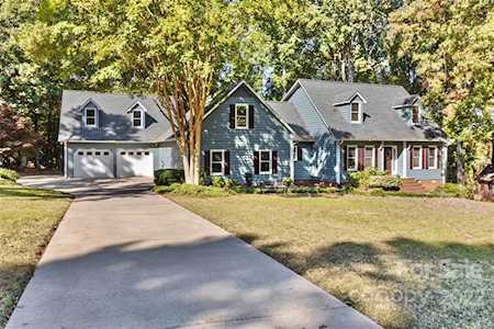 159 Farmstead Ln Mooresville, NC 28117