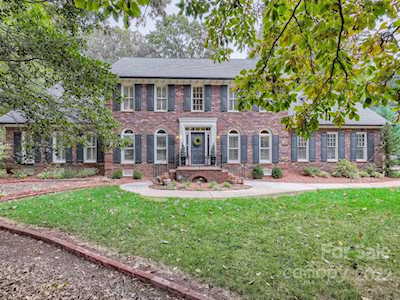 1545 Chadmore Ln NW Concord, NC 28027