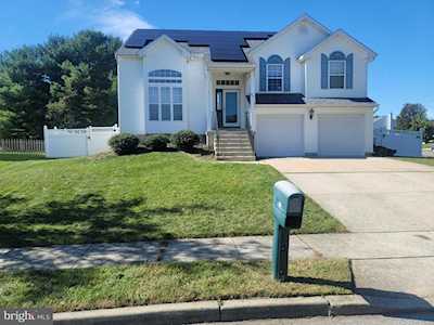67 Deerfield Circle Sewell, NJ 08080