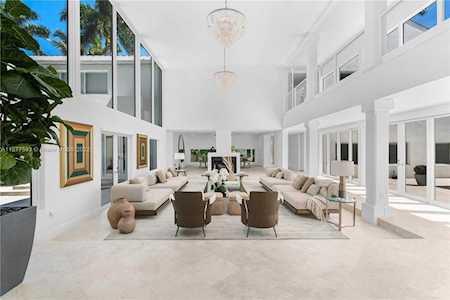 8505 SW 53rd Ave Miami, FL 33143