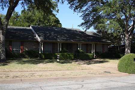 6000 square foot house for sale