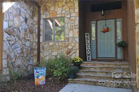 8311 Pompano Rd Harrisburg, NC 28075
