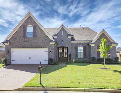 70 Chesnut Ridge Dr Oakland, TN 38060