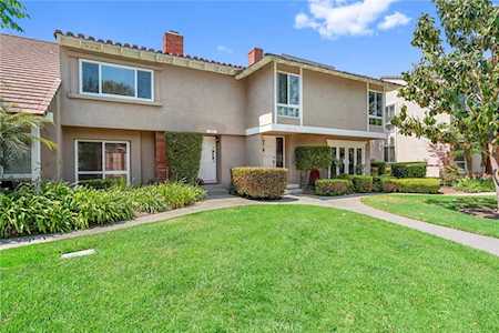 410 Vista Roma Newport Beach, CA 92660