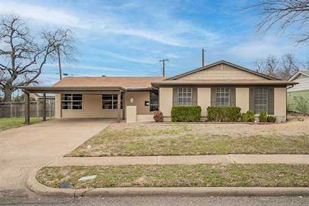 2915 Sinbad Trail Farmers Branch, TX 75234