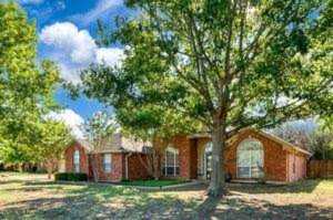 260 Alesha Red Oak, TX 75154