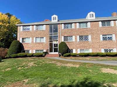 21 Fernview Ave #10 North Andover, MA 01845