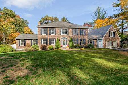 10 Brook Meadow Ln Georgetown, MA 01833