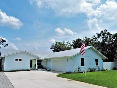 8898 SE Pine Cone Lane Hobe Sound, FL 33455