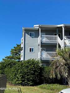 400 Virginia Avenue Carolina Beach, NC 28428