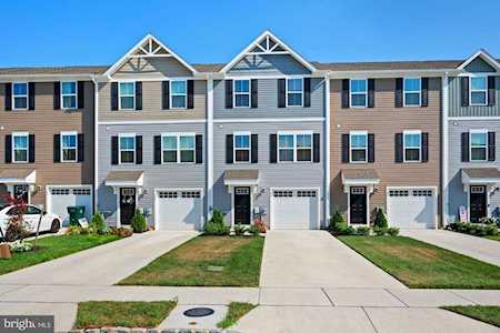 32 Burr St Williamstown, NJ 08094
