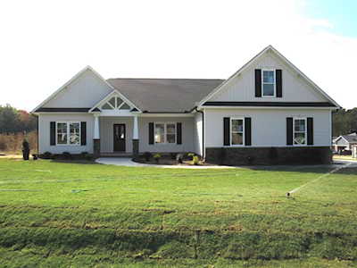 197 Oakhaven Drive Holly Springs, NC 27540