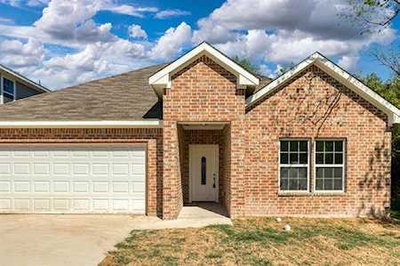 5516 Donnelly Avenue Fort Worth, TX 76107