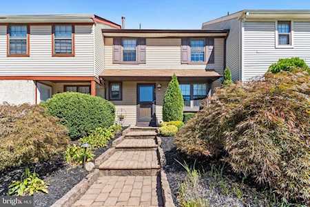 1003 Mulberry Ct Marlton, NJ 08053