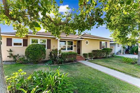 829 N Lenz Dr Anaheim, CA 92805