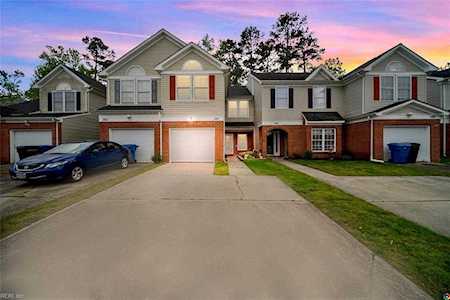 2349 Charing Cross Rd Virginia Beach, VA 23456