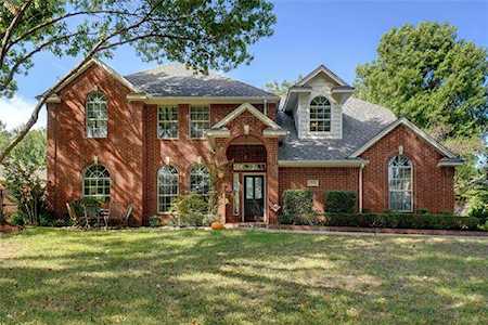 3518 Quail Crest Street Grapevine, TX 76051