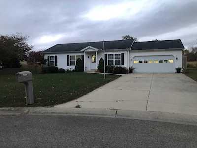 743 Man Chester Drive Rochester, IN 46975