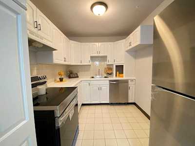 11 Weld Street #4 Framingham, MA 01702