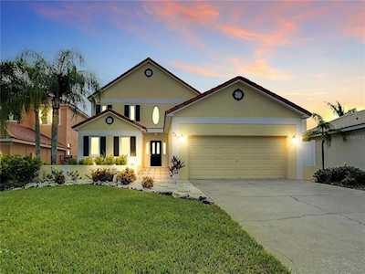 922 Symphony Isles Blvd Apollo Beach, FL 33572