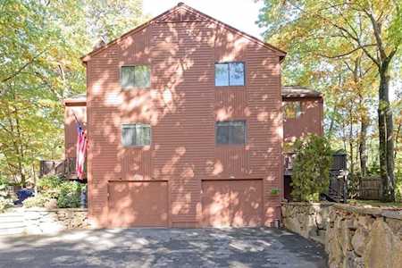 144 Mountain Gate Rd #144 Ashland, MA 01721