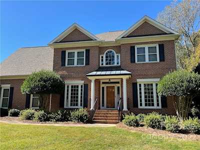 651 Powder Horn Ln Indian Trail, NC 28079