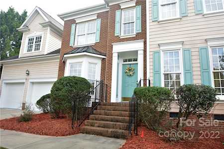 2715 Sawgrass Ridge Place Charlotte, NC 28269