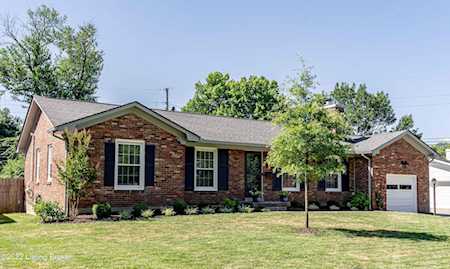 7404 Moredale Rd Louisville, KY 40222