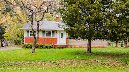 2712 Roseland Ave East Lansing, MI 48823