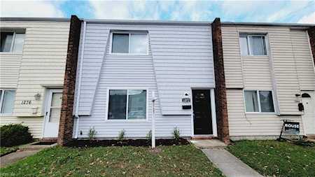 1272 Green Cedar Ln Virginia Beach, VA 23453